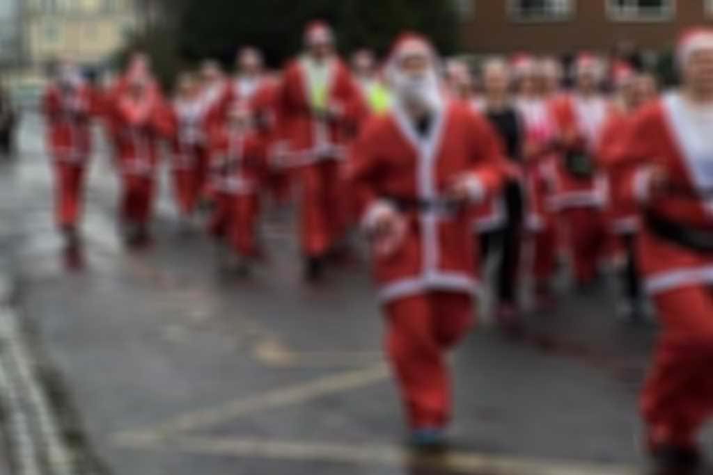 CoxheathSantaRun_2-300.jpg blurred out