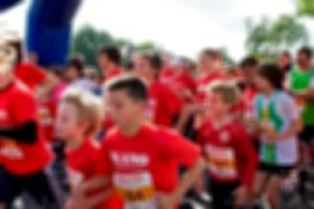 Ikano_Mini_Marathon_2011_300.jpg blurred out
