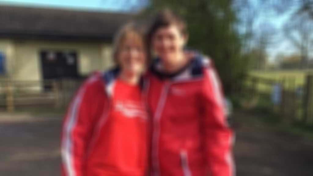 Laura_Sandi.JPG blurred out