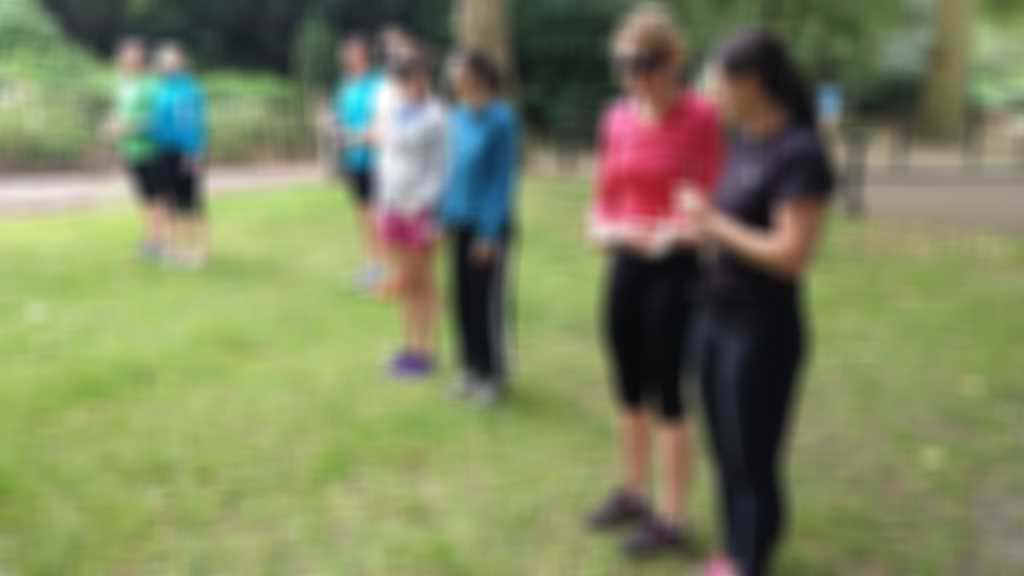 guide_running workshop blurred out