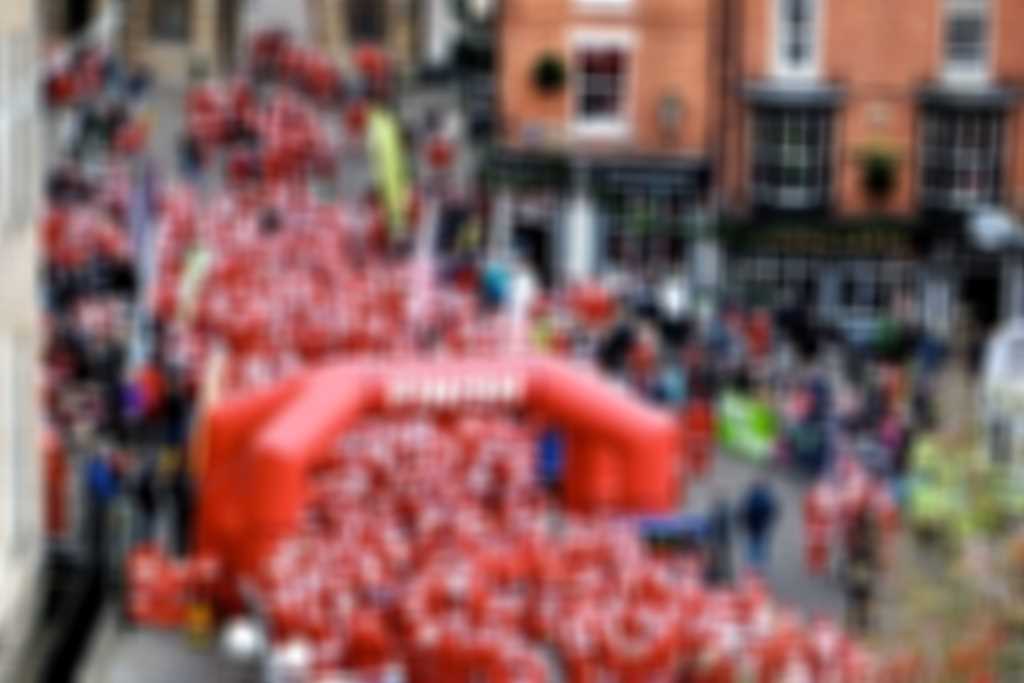 santa_run.jpg blurred out